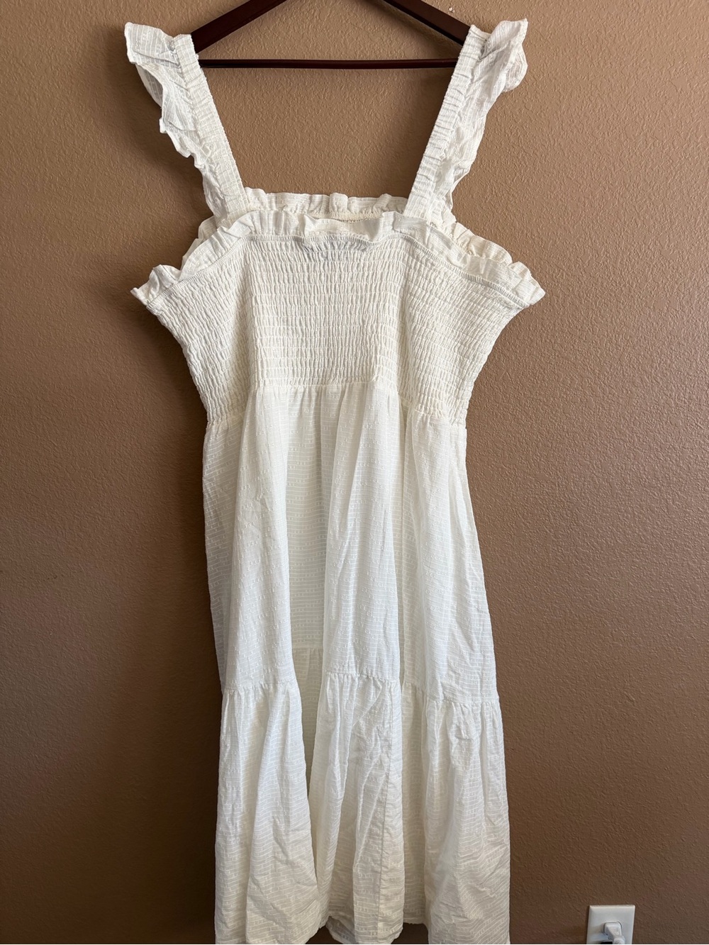 Eloquii White Smocked Dress with Ruffled Trim Size 26/28 NWT - Picture 9 of 12